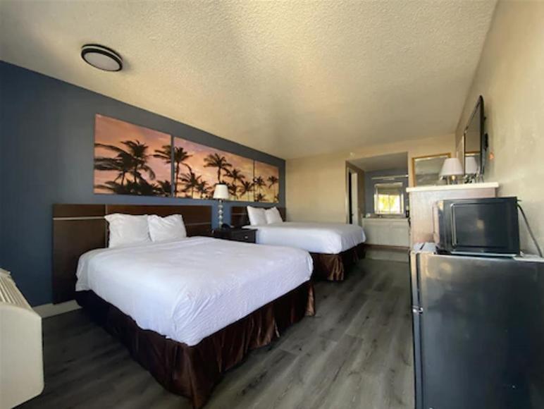 Days Inn By Wyndham Ontario Airport Eksteriør bilde